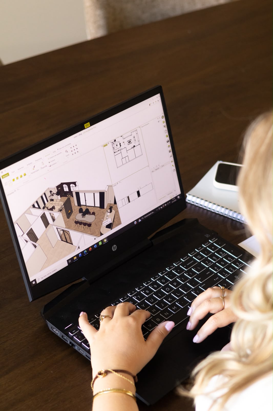 Ontwerpen op laptop